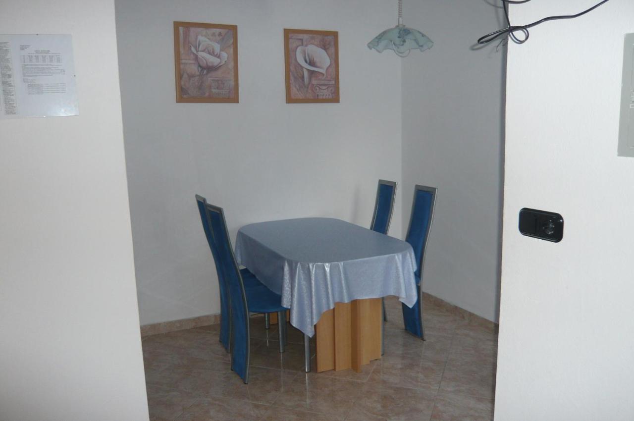Fabic Apartment